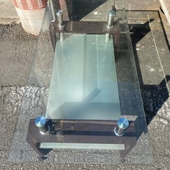 ガラステーブル　ジャンク扱い　足部分補修あり！の画像