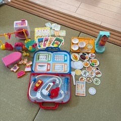 おままごと色々セットの画像