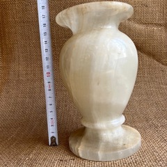 大理石の花瓶　高さ17cmの画像