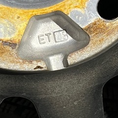 ヴェゼル 16インチ 22年製 ヨコハマスタッドレス 4本セットの画像