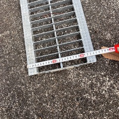 グレーチング　側溝　メッシュ　蓋の画像