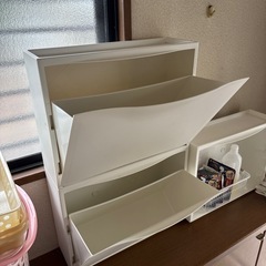 収納棚　急いでます　12/16廃棄予定　取り置きはご連絡くださいの画像