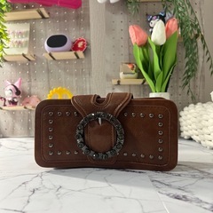 ショルダーバッグ、財布の画像