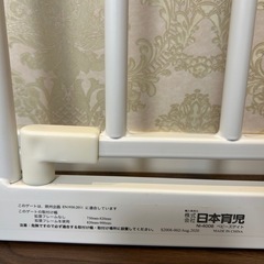 日本育児　ベビーゲートの画像