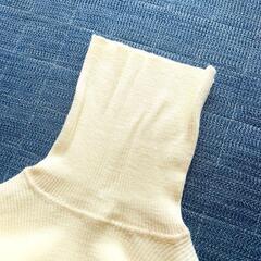 【極美品 / UNIQLO】エクストラファイン メリノリブタートルネックセーターの画像