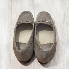 BeauFort ビューフォート ローファー 22.5 EEE グレージュの画像