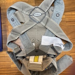 BABYBJÖRN ベビーキャリアミニ Airグレーの画像