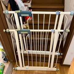【引渡決定】金属製　ベビーフェンス　転落防止　階段事故防止　 の画像