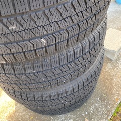 ブリザック　スタッドレスタイヤの画像