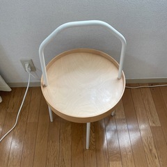 IKEA Burvik サイドテーブル ホワイト　北欧の画像