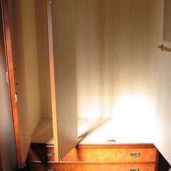 あげます 高級クローゼット タンスの画像