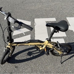 折りたたみ自転車の画像