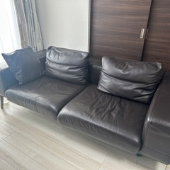本革ソファ　18日引き取り最優先　1階まで降ろせますの画像