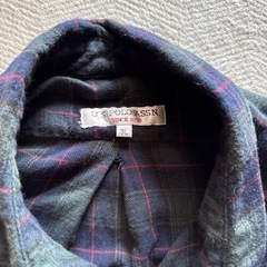 POLOネルシャツの画像
