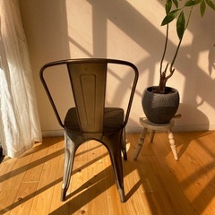 ヴィンテージデザインチェアの画像
