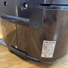 象印 IH炊飯ジャー 2020年製NP-VZ18 一升炊き　 極め炊き1,8Lの画像