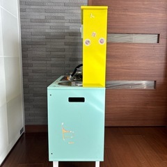 おままごとキッチン シールだらけ！の画像