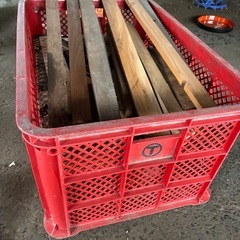 木材　堅木　廃材　釘なしの画像