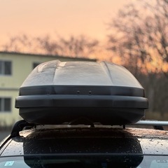 THULEツーリングL？ルーフボックス　大きめの画像