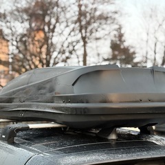 THULEツーリングL？ルーフボックス　大きめの画像