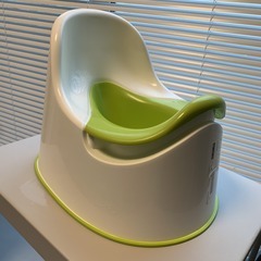 IKEA イケア　LOCKIG　ロッキグ　おまる　白×緑　新品未使用の画像