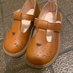 キッズ女の子 レザーシューズ の画像