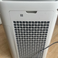 SHARP シャープ　2020 加湿空気清浄機　加湿器　空気清浄機の画像