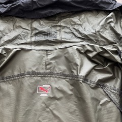 プーマ　ウインドブレーカー　L　の画像