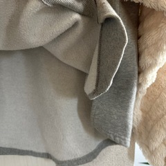 スウェットフリル袖韓国ブランドの画像