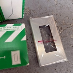 【18個】Panasonic 新金属コンセントプレートの画像