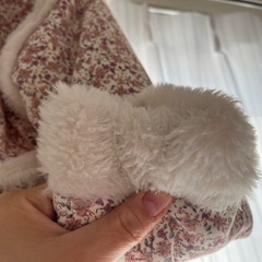 もこもこ女の子アウターの画像