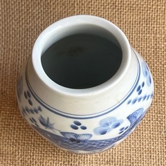 砥部焼 青絵染付 花瓶 梅山窯の画像