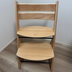 ベビーチェア ハイチェア 木製の画像