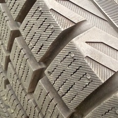 ヨコハマ iceGUARD アイスガード 195/65R15 2023年製 スタッドレス 4本 溝ありの画像