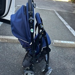 アップリカ　ベビーカー　ラクーナビッテソファクッションの画像