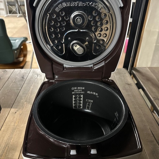 三菱　IHジャー炊飯器　2019年製