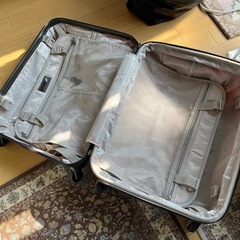 ムーミン「リトルミー」スーツケースの画像