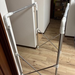 室内物干しの画像