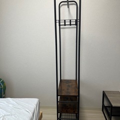 【譲渡予定者確定】ハンガーラック/スチール×木材の画像