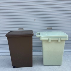 【決まりました】ゴミ箱 2個の画像