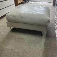 リサイクルショップどりーむ天保山店　No3656 本革カウチソファ　five by five ３人掛け　オットマン付き　定価約２０万円超え！　状態良好🎵　綺麗な白🎵の画像