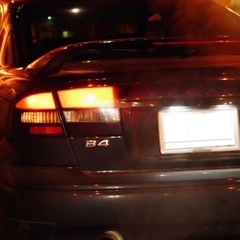 レガシィ純正オプションナンバーフレームの画像