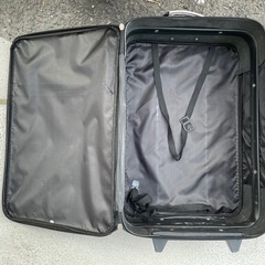 コムサイズム　キャリーケースの画像