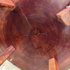 【直径126cm】超特大！天然木 一枚板テーブル🌲極厚6.5cmの輪切り座卓 ※レジン/DIY素材に【引取限定】の画像