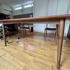 【値段交渉可　引き取り限定】大塚家具　大人気ダイニングテーブル　シネマシリーズの画像
