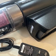 アイリスオーヤマ　コードレス掃除機　SCD-142P-Bの画像