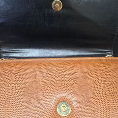 チェーンショルダーバッグの画像