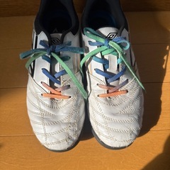 サッカー　シューズ　21.5cmの画像