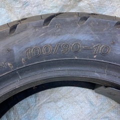 バイク用タイヤ100ー90ー10の画像