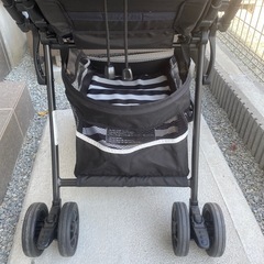 美品ベビーカーの画像